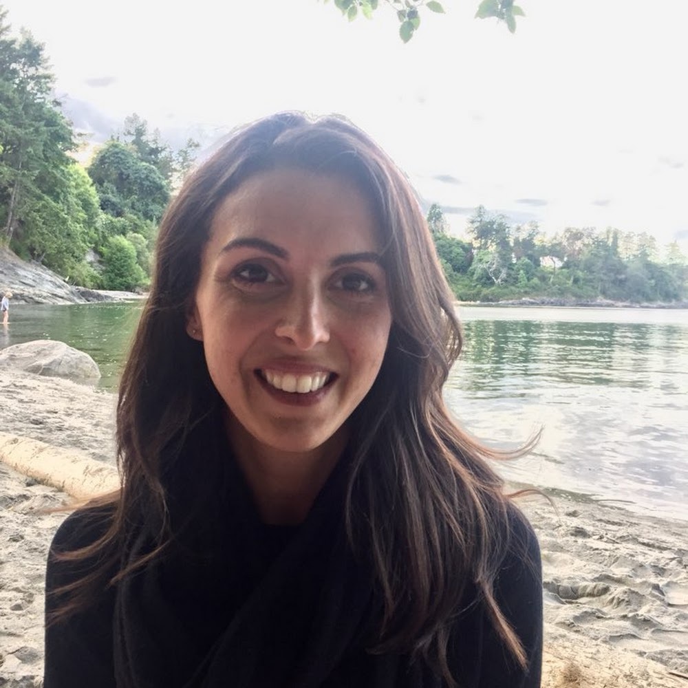 Meet your Posher, Alicia